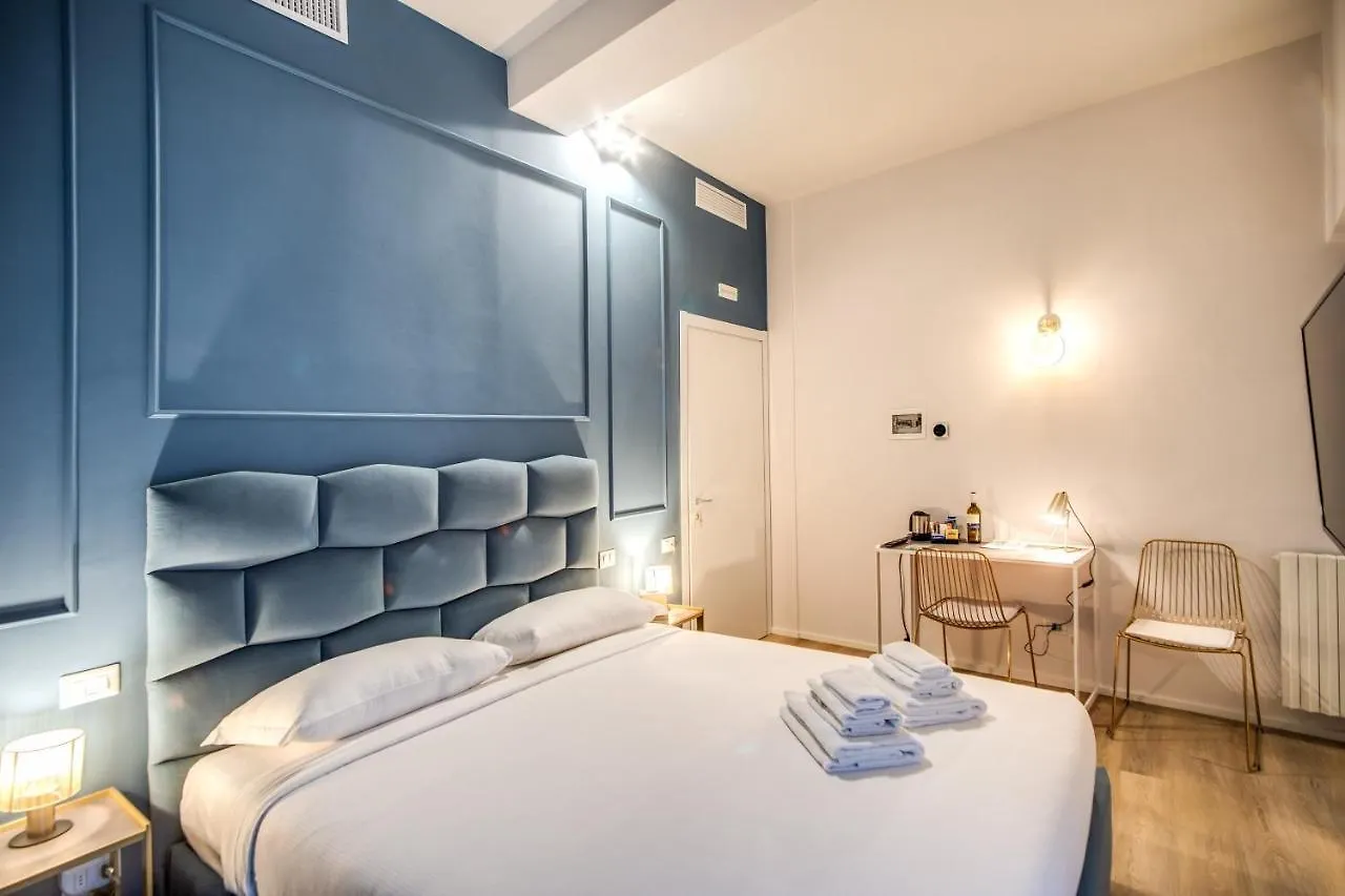Capranica Private Suites Roma 0*,  İtalya